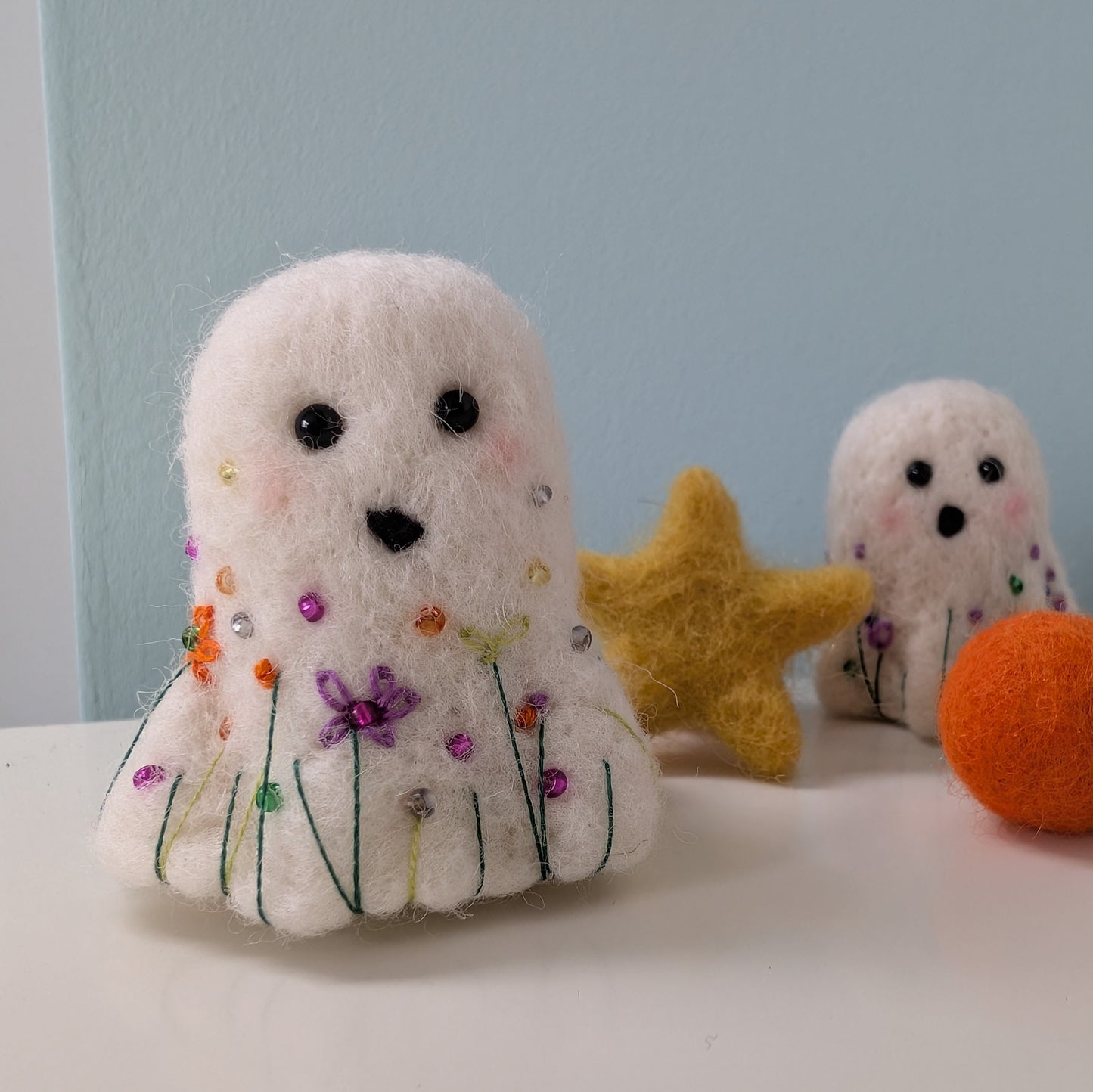 Needlefelt Ghost - Clover